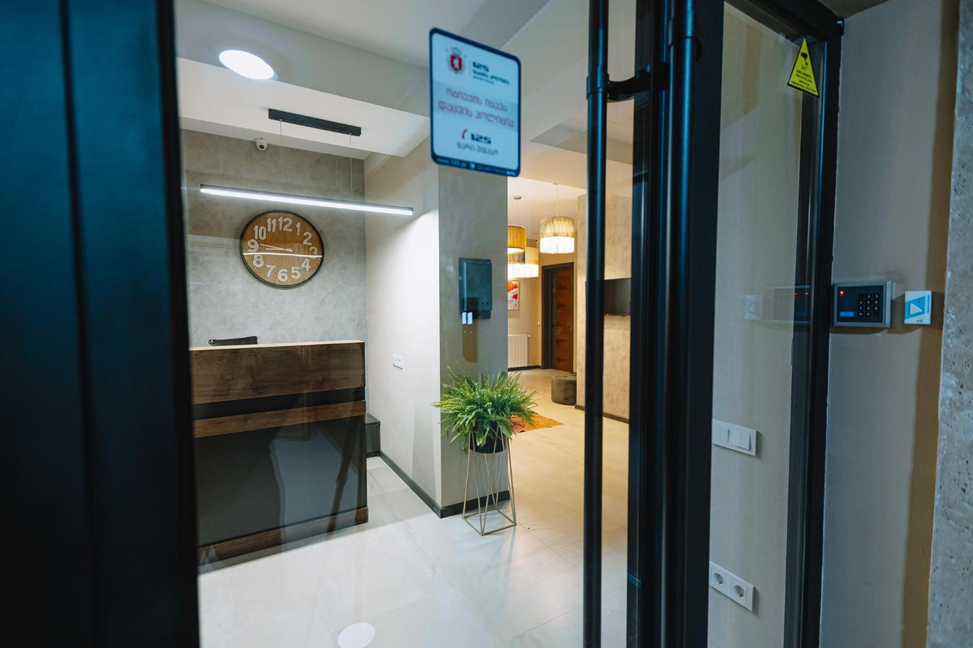 Hotel Sky Station Tbilisi Exterior photo