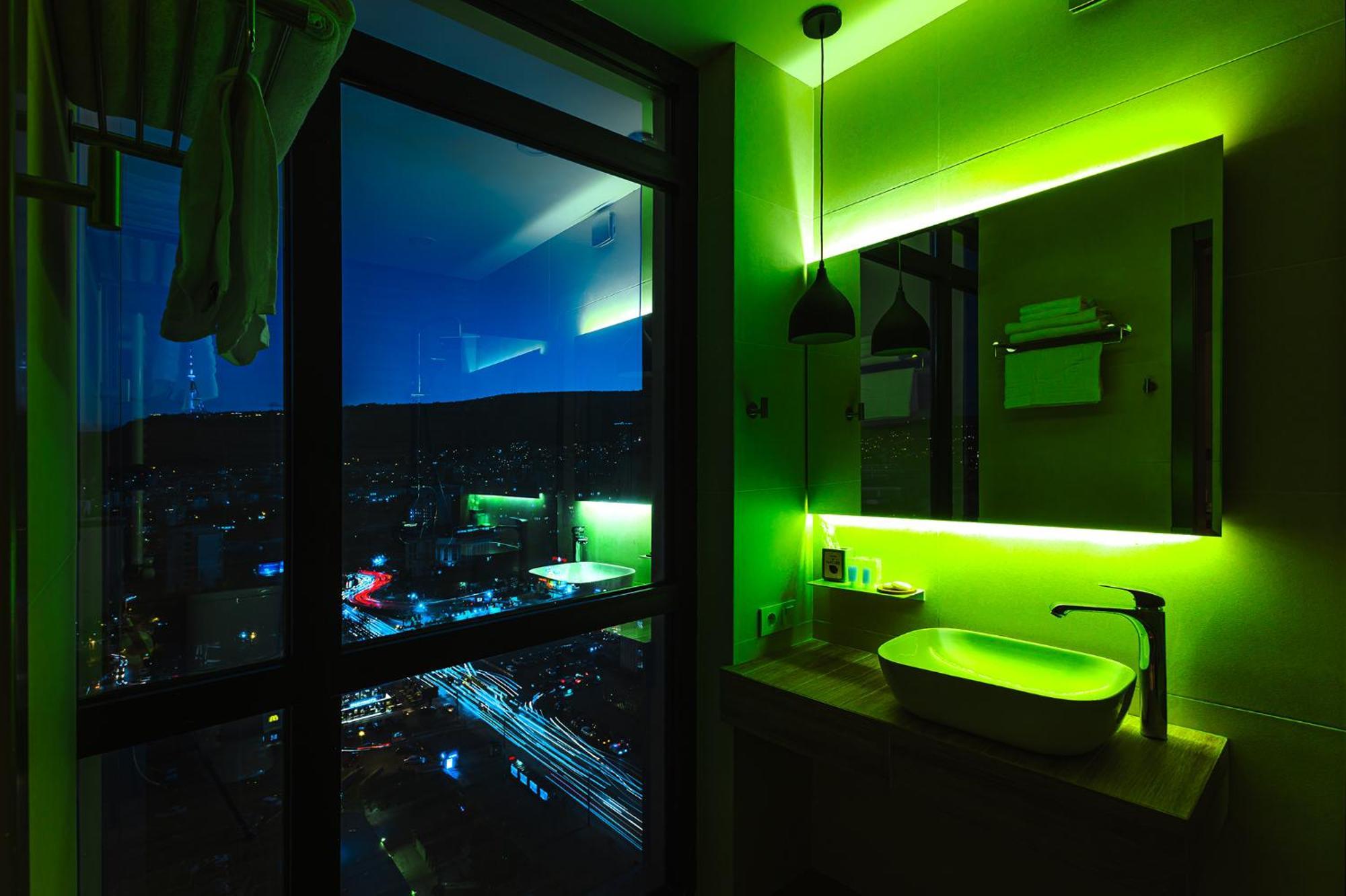 Hotel Sky Station Tbilisi Exterior photo