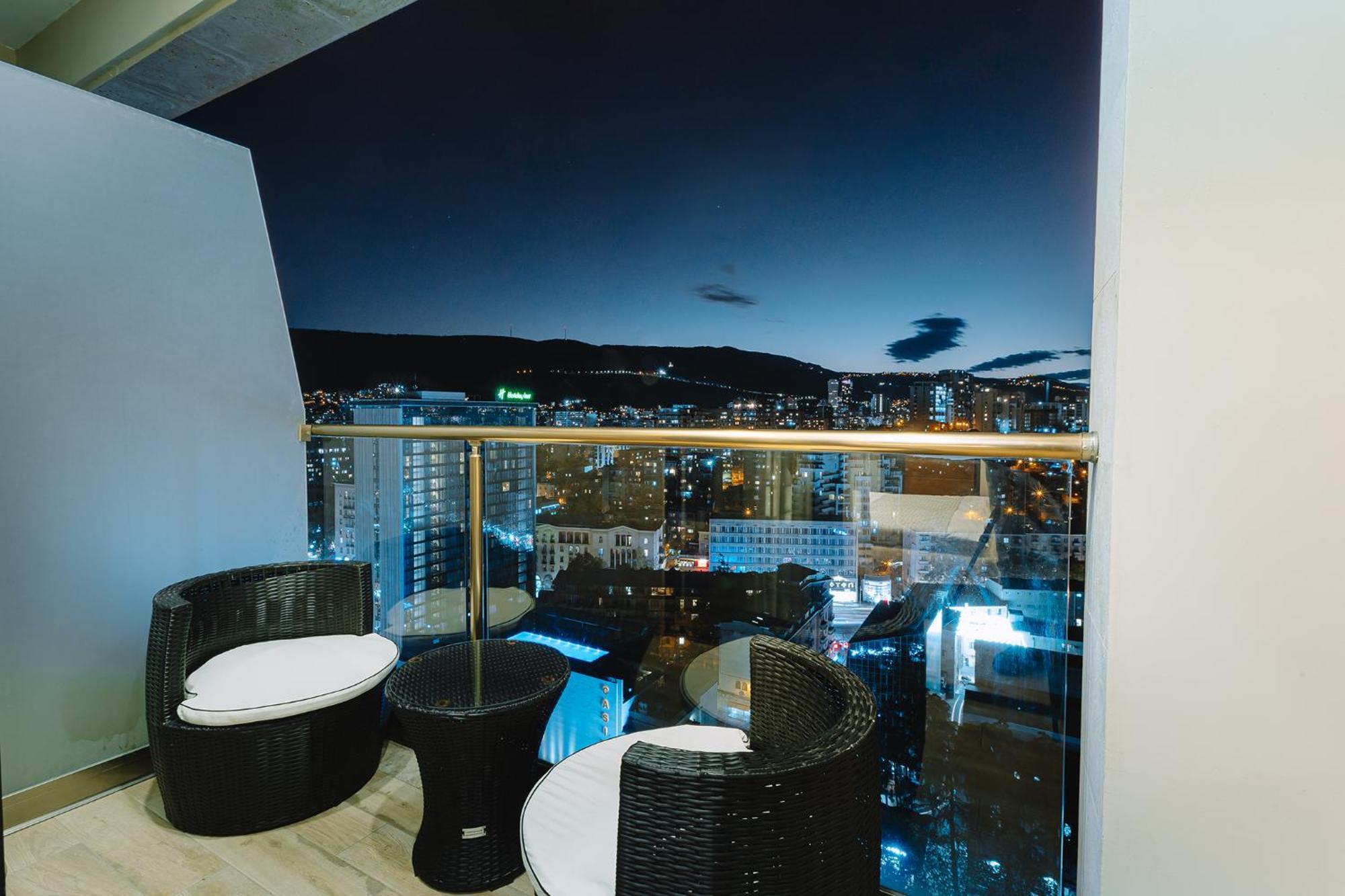 Hotel Sky Station Tbilisi Exterior photo